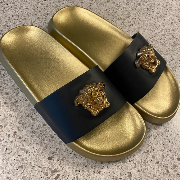 VERSACE Black & Gold 'La Medusa' Slides - Picture 12 of 12